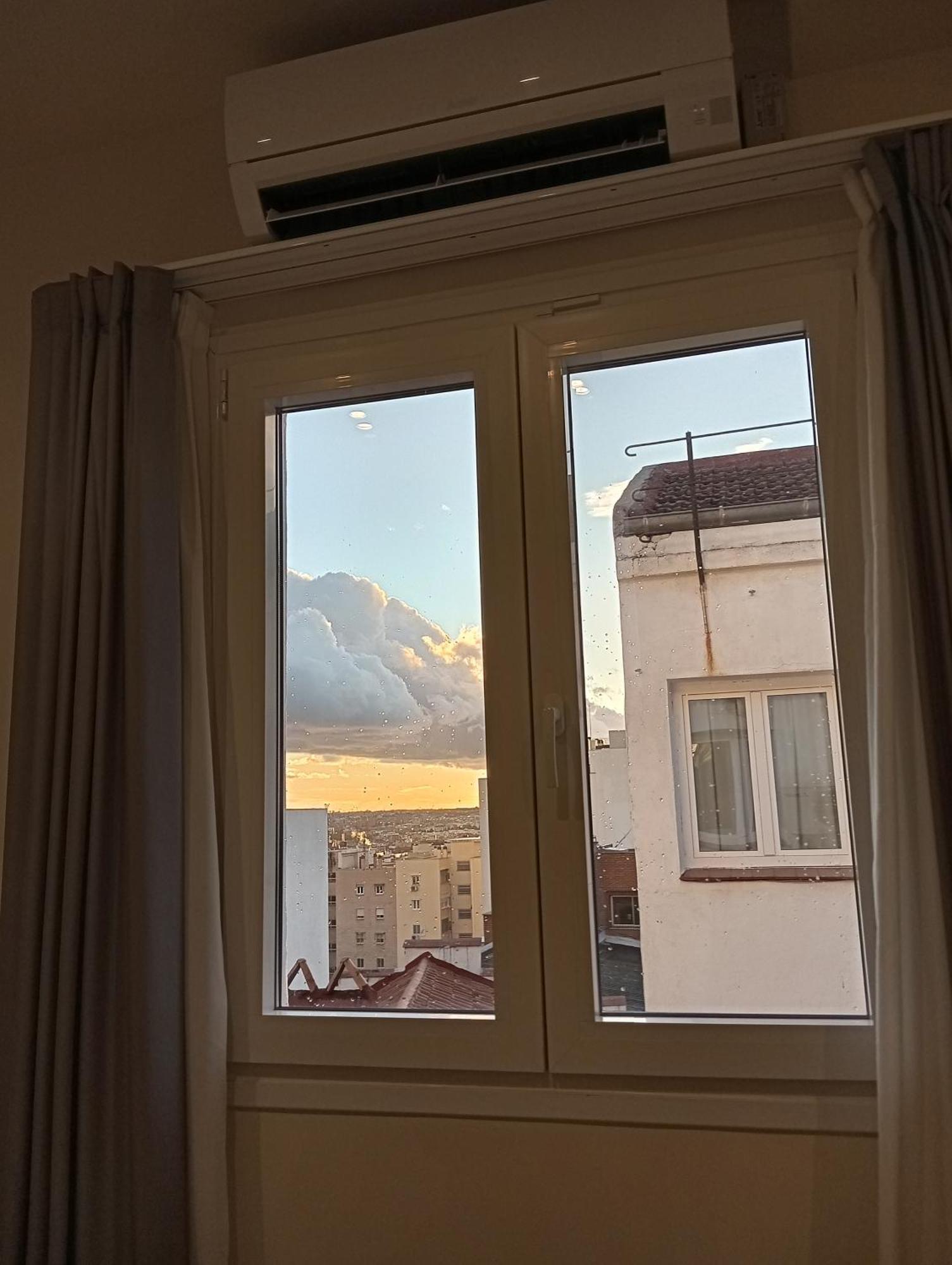 Hostal La Estacion Terrazas Madrid Exteriör bild